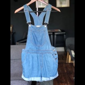 H&M Bib Overall Shorts in Light Blue Denim - SZ 2